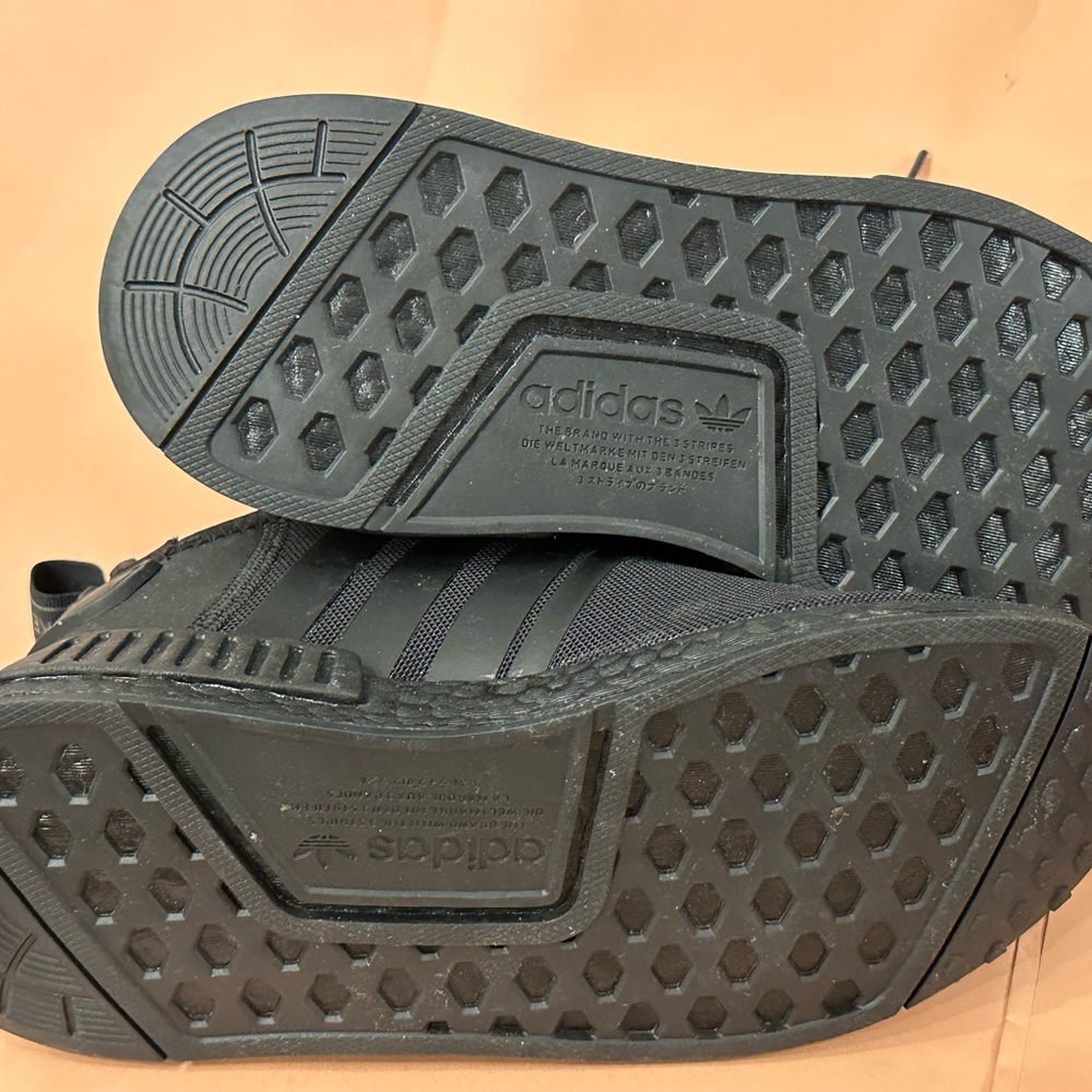 NMD R1 adidas VI - Picture 5 of 7